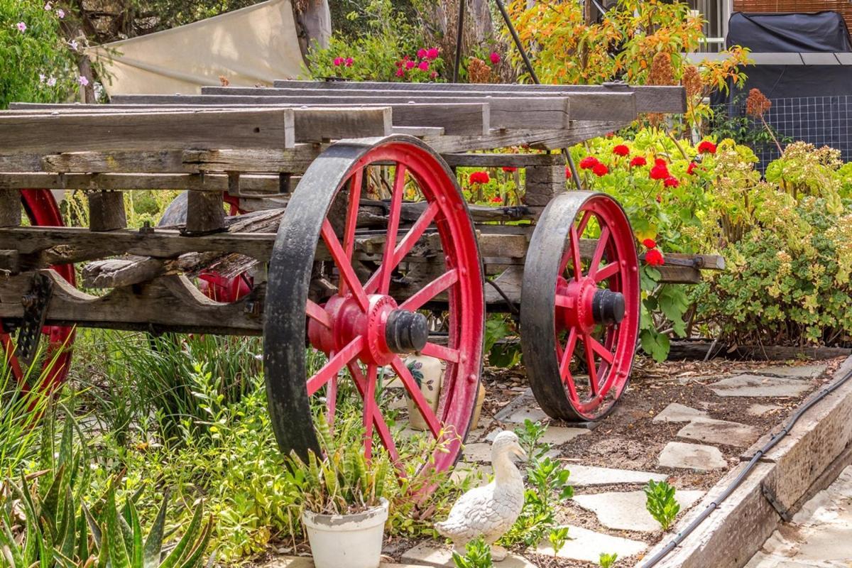 Wagin Cottage Garden Bed And Breakfast ภายนอก รูปภาพ